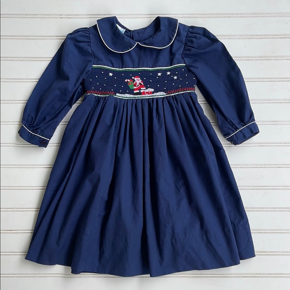 EUC Hand Smocked Christmas Santa Peter Pan Collar Long Sleeve Dress